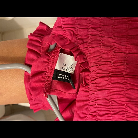 H&M Pink Ruffle Top - Picture 3 of 3